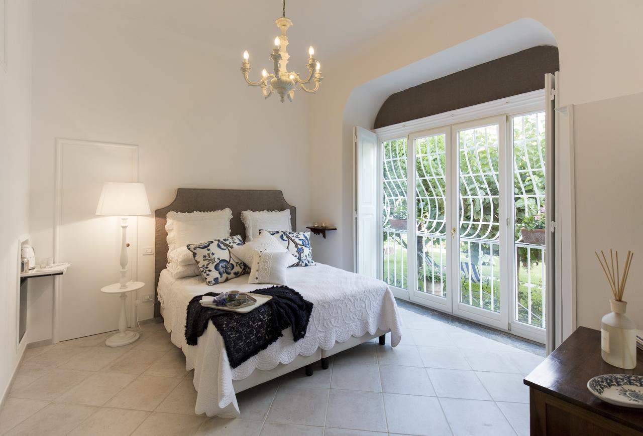 Palazzo Cacace Relais Bed & Breakfast Piano di Sorrento Exterior photo